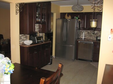21 Fuller Ct unit A, Staten Island, NY 10306 - photo 3