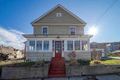 534 Champlain St, Berlin, NH 03570 - photo 5