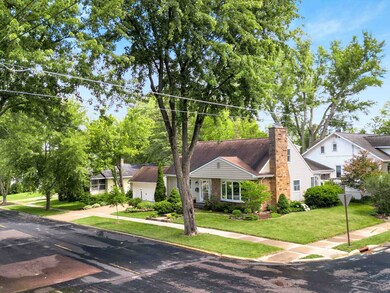 814 W 4th St, Marshfield, WI 54449 - photo 4