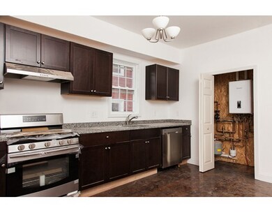 606 Summer St unit 608, Lynn, MA 01905 - photo 5