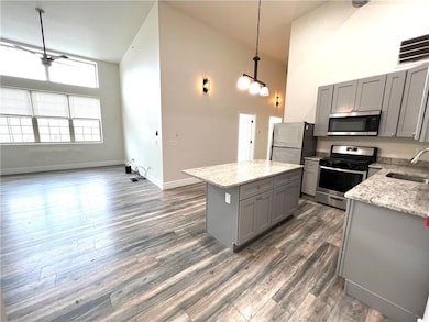 374 W Main St unit 203, Bath, PA 18014 - photo 5