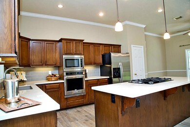 9210 Diamante Dr, Magnolia, TX 77354 - photo 4