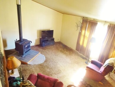 134 Ensenada Dr, Carpentersville, IL 60110 - photo 2