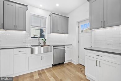 2024 N Palethorp St, Philadelphia, PA 19122 - photo 7