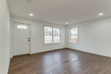 409 Dunnaway St, Shelbyville, TN 37160 - photo 7