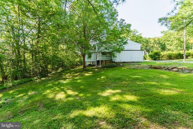 8010 Bradshaw Rd, Upper Falls, MD 21156 - photo 5