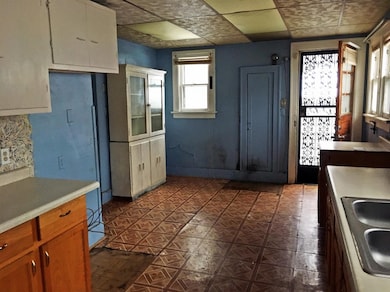 3841 Delaware St, Gary, IN 46409 - photo 6