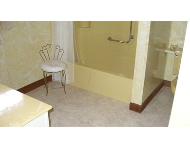 3161 Cranberry Hwy unit B, East Wareham, MA 02538 - photo 4