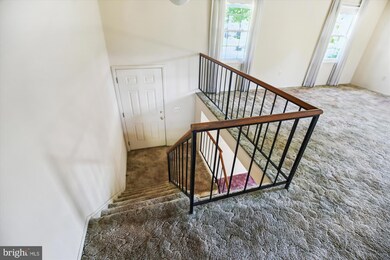 13111 Poplar Tree Rd, Fairfax, VA 22033 - photo 3