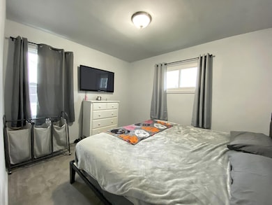 2719 Carpenter Ave, Racine, WI 53403 - photo 7