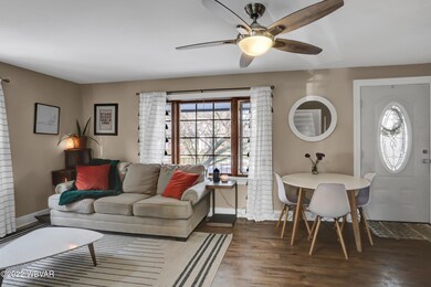 1007 N Front St, Milton, PA 17847 - photo 6