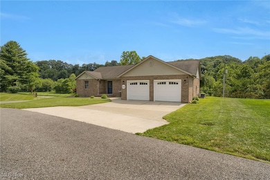 45330 Maple View Cir, Caldwell, OH 43724 - photo 2