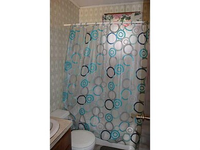 Full Bath.