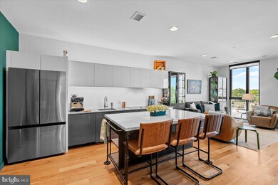 Chapman Stables unit 526, Washington, DC 20001 - photo 2