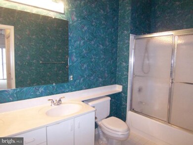 9114 Groffs Mill Dr, Owings Mills, MD 21117 - photo 2