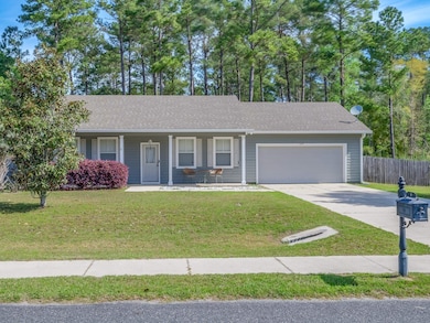 407 Parkside Cir, Crawfordville, FL 32327 - photo 2