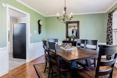 65 Wayne Ave, Stuarts Draft, VA 24477 - photo 5