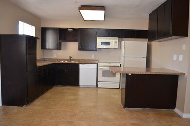 258 W Juniper St, Mesa, AZ 85201 - photo 6