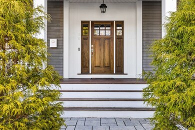 36 Newbrook Cir, Chestnut Hill, MA 02467 - photo 2