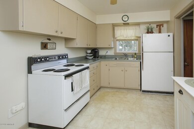 664 melrose st-107