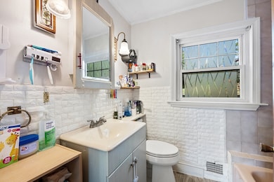 10 Ellsmere St, Worcester, MA 01604 - photo 5