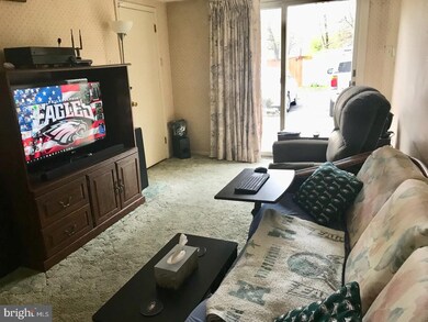 816 Wedgewood Dr, Lansdale, PA 19446 - photo 5