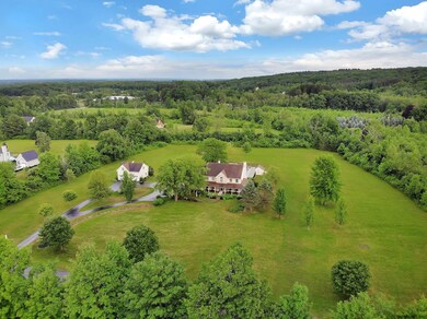 125 Saddlebrook Ln, Schenectady, NY 12302 - photo 3