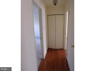 1308 Fairbourne Ct unit 1308, Lansdale, PA 19446 - photo 5