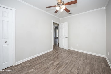 2303 12th St, Pascagoula, MS 39567 - photo 7