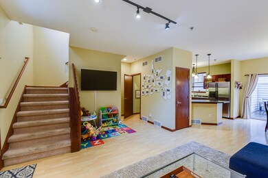 38 S Gardens Way, Fitchburg, WI 53711 - photo 6