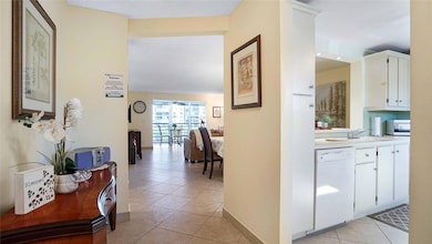 441 SE 3rd St unit 201, Dania Beach, FL 33004 - photo 4