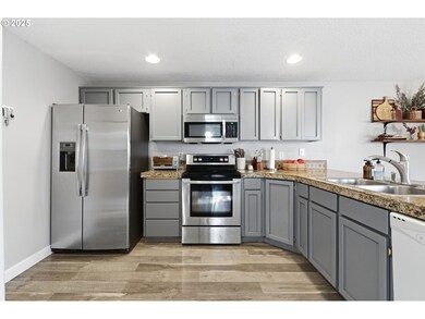 15003 NE 69th St, Vancouver, WA 98682 - photo 7