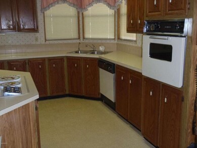 5635_algonquin3