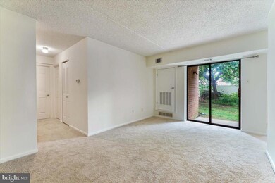 3207 Valley Dr unit 3207, West Chester, PA 19382 - photo 4