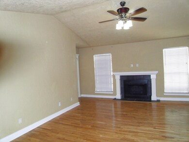 14911 Wunderlich Dr unit 1108, Houston, TX 77069 - photo 3
