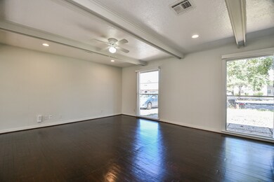 1723 W 43rd St, Houston, TX 77018 - photo 7