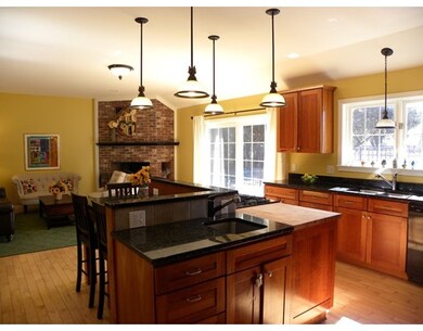 60 Graves St, South Deerfield, MA 01373 - photo 3