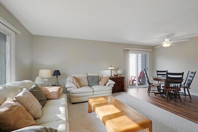 10471 Yorktown Ln N, Maple Grove, MN 55369 - photo 4