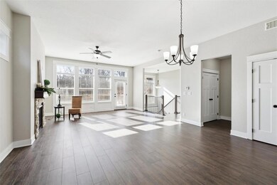 14440 Holcomb Ave, Urbandale, IA 50323 - photo 6