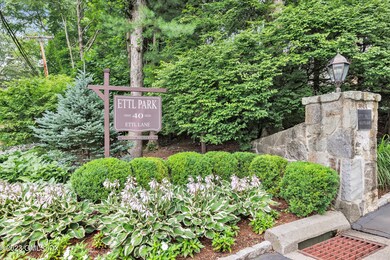 40 Ettl Ln unit 18, Greenwich, CT 06831 - photo 2