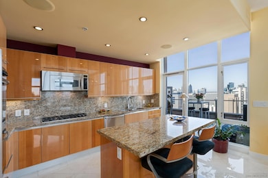 The Pinnacle Tower unit 2702, San Diego, CA 92101 - photo 4