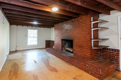 439 Glover Dr, Longview, TX 75601 - photo 5