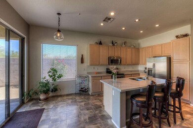 006_Casual Dining ~ Kitchen