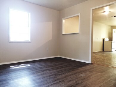 111 7th St unit 1, Rosenberg, TX 77471 - photo 3