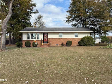 404 W A St, Erwin, NC 28339 - photo 2