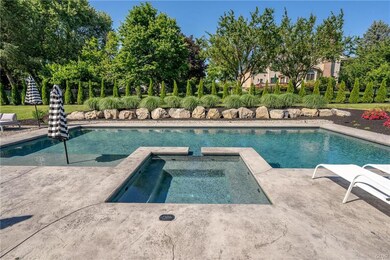 3344 Gristmill Dr, Emmaus, PA 18049 - photo 3