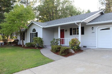 2500 NW Lassen Way, Grants Pass, OR 97526 - photo 3