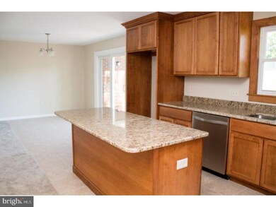 489 Snyder Rd, Reading, PA 19605 - photo 6