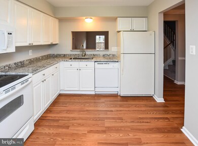 10896 Stone Hill Ln, Manassas, VA 20109 - photo 5