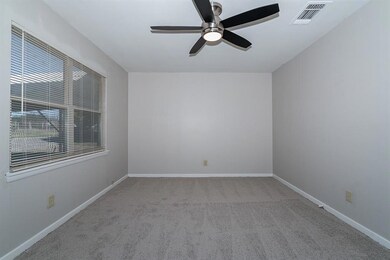 709 Charles St, Weatherford, TX 76086 - photo 5